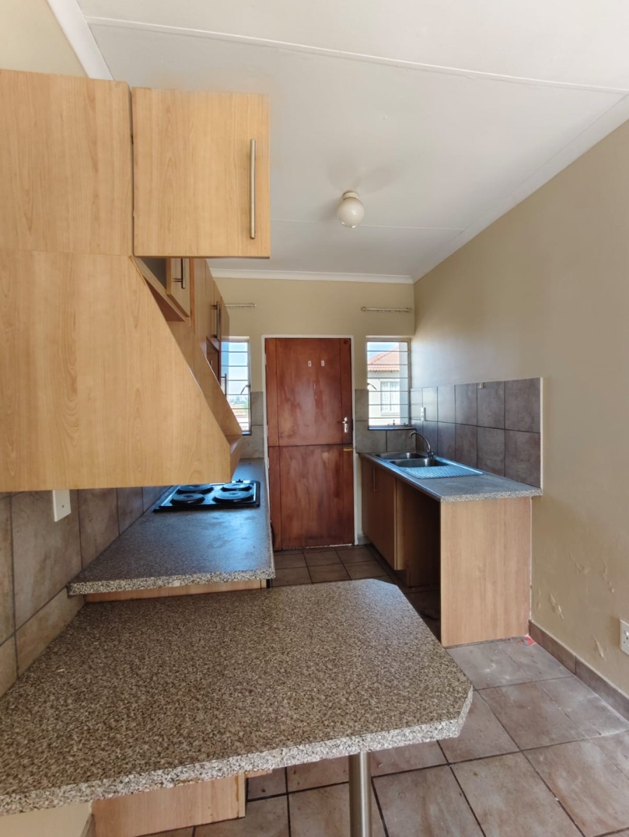 2 Bedroom Property for Sale in Vaalpark Free State